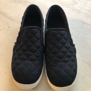 Women’s slip on shoes Size 7